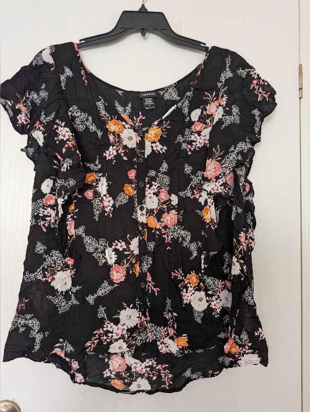 Torrid Women's Blouse Black Floral Ruffles Short Sleeves Size 3X